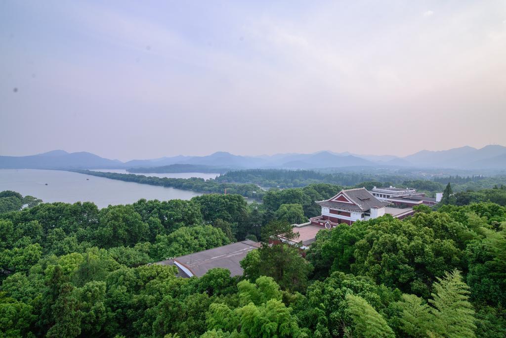 Hotel Shangri-la - The Back Garden Of West Hangzhou